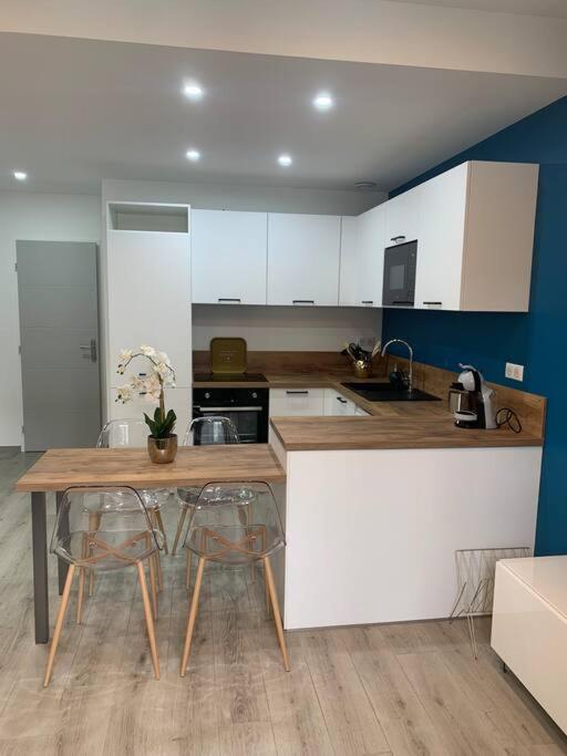 Appartement Etat Neuf La Chantalane -Proche Centre-Ville Кан Екстериор снимка